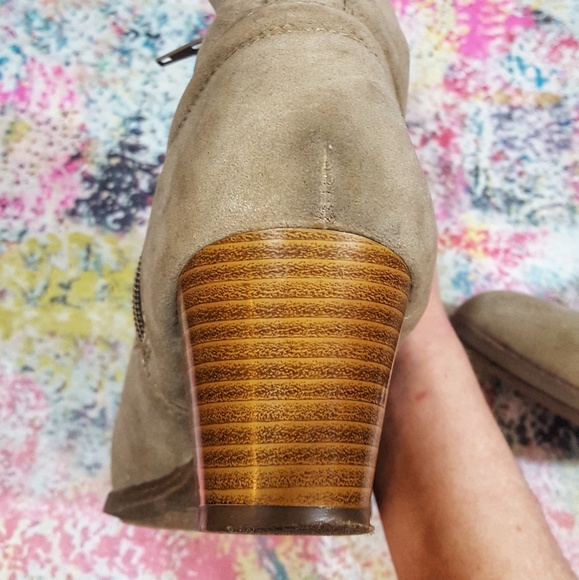 Heeled Booties - Picture 5 of 6